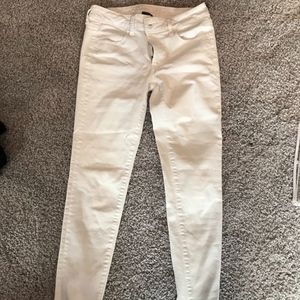 American Eagle Women's White Jeans Size 4